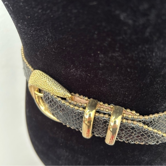 Simons Black Snakeskin Pattern, Gold Glitter Leather Belt, Gold Buckle Size XS/S - Picture 7 of 16